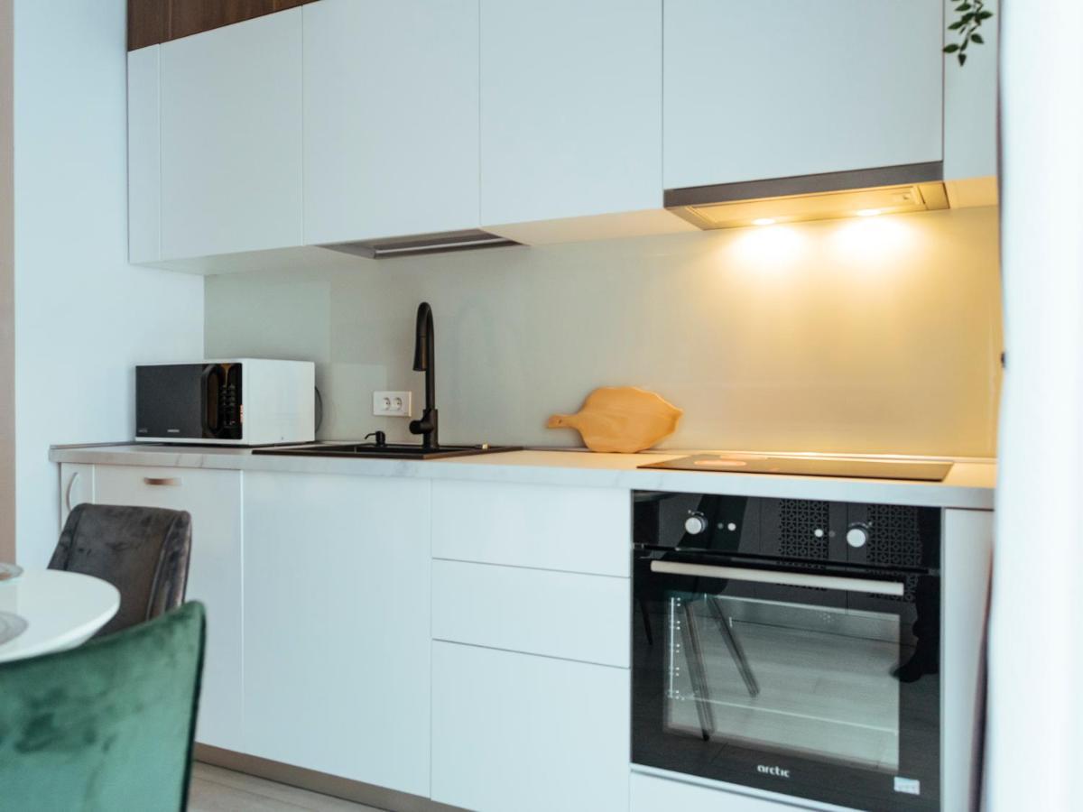 Cozy Special Pallady Apartament With Garden & Courtyard Bukares Bagian luar foto