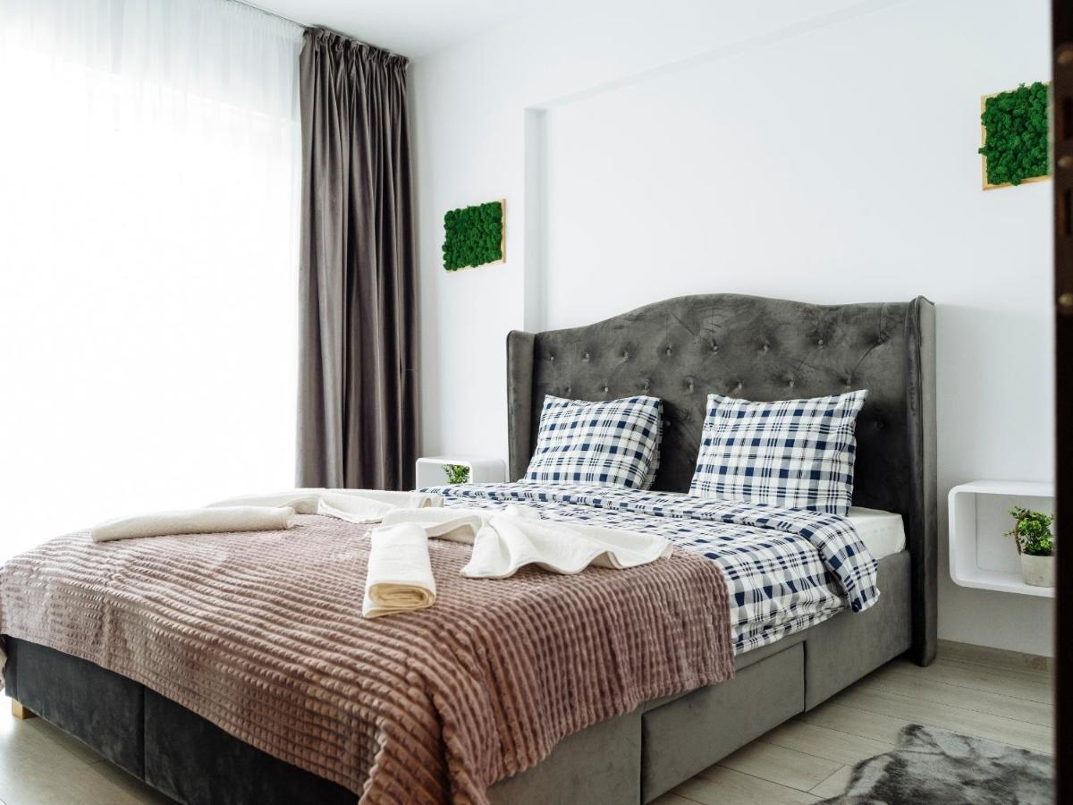 Cozy Special Pallady Apartament With Garden & Courtyard Bukares Bagian luar foto
