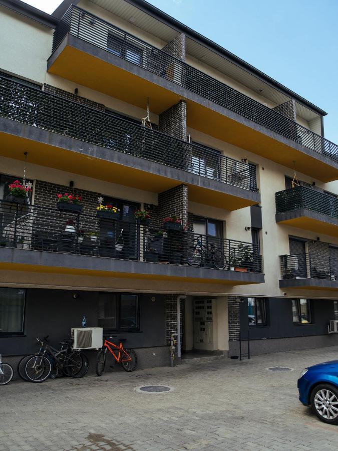 Cozy Special Pallady Apartament With Garden & Courtyard Bukares Bagian luar foto