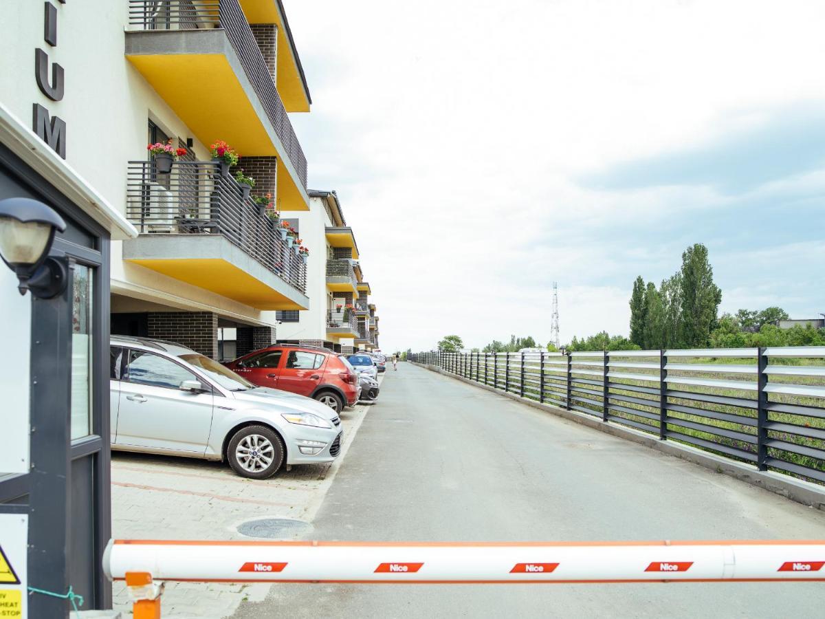 Cozy Special Pallady Apartament With Garden & Courtyard Bukares Bagian luar foto
