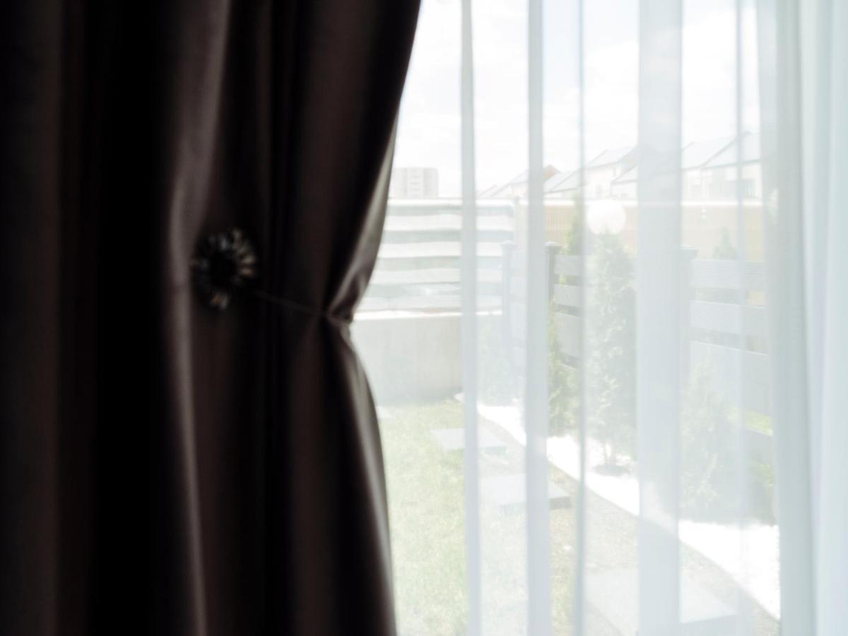 Cozy Special Pallady Apartament With Garden & Courtyard Bukares Bagian luar foto