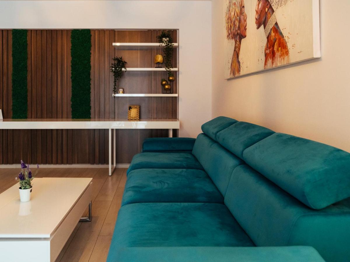 Cozy Special Pallady Apartament With Garden & Courtyard Bukares Bagian luar foto